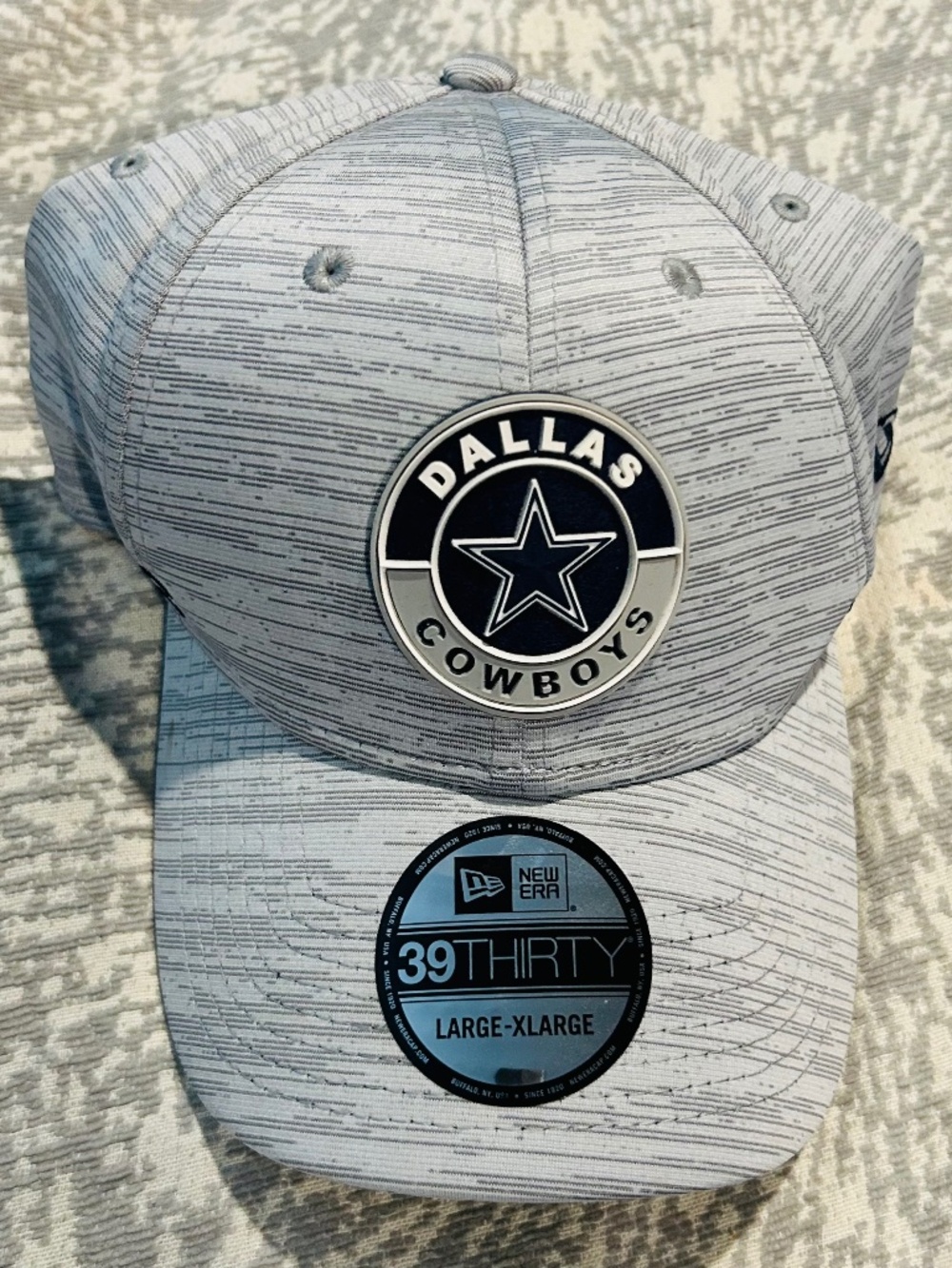 New Era Dallas Cowboys 39THIRTY Heathered Gray Fitted Cap L/XL NFL